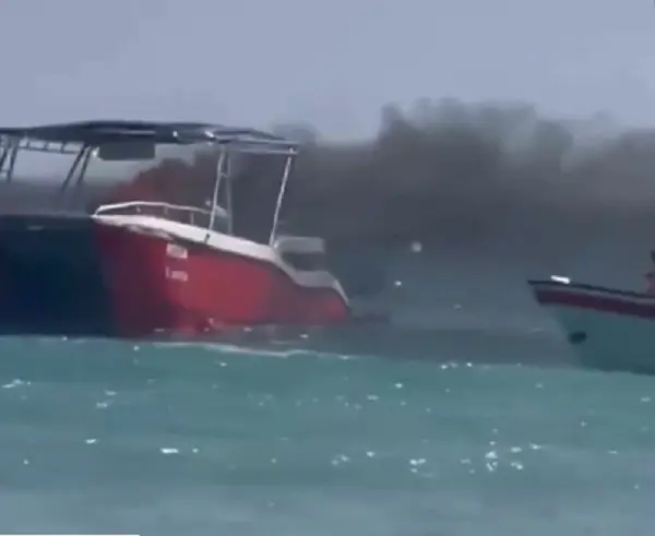 Incendio en lancha en Bayahibe