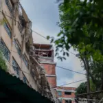 Colapsa parcialmente un colegio en Caracas nueve días después de los potentes terremotos
