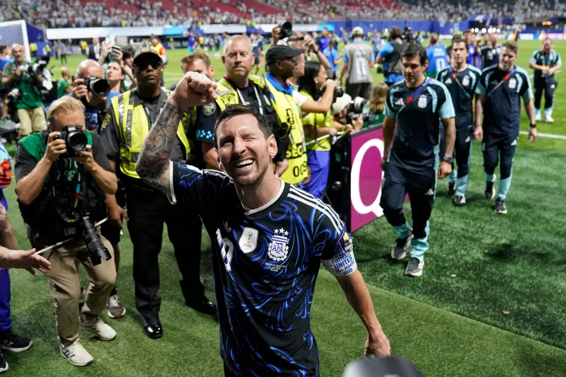 Goles, tecnología y pausas para hidratación: así será recordado el Mundial más grande de la historia