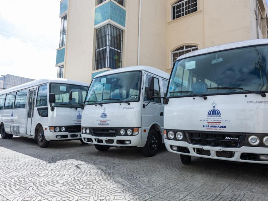 eNTREGA DE AUTOBUS