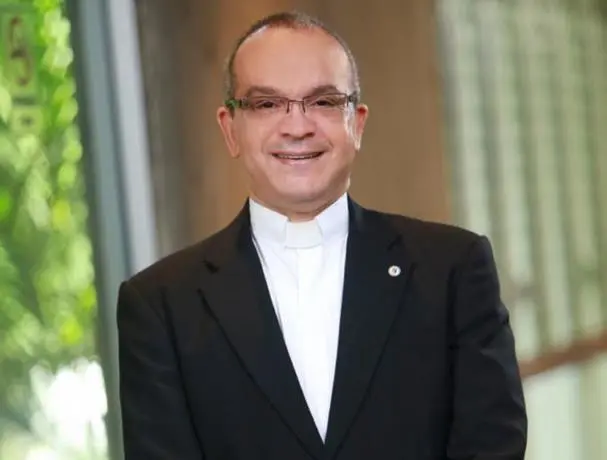el-papa-designa-al-padre-alfredo-de-la-cruz-obispo-de-la-diocesis-de-san-francisco-de-macoris