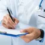 Médicos generales sorprenden: son los que más recetan medicamentos