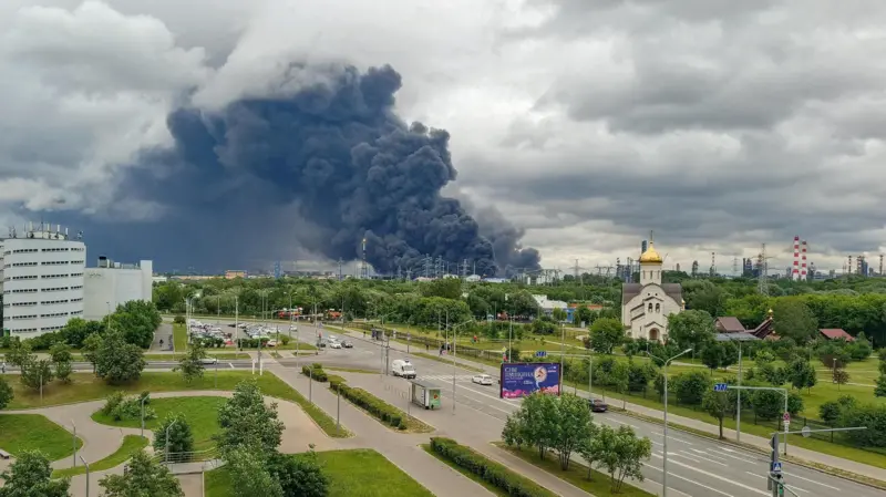 La escasez de combustible en Rusia está causando estragos, pero ¿presionará a Putin para cambiar de estrategia en la guerra de Ucrania?