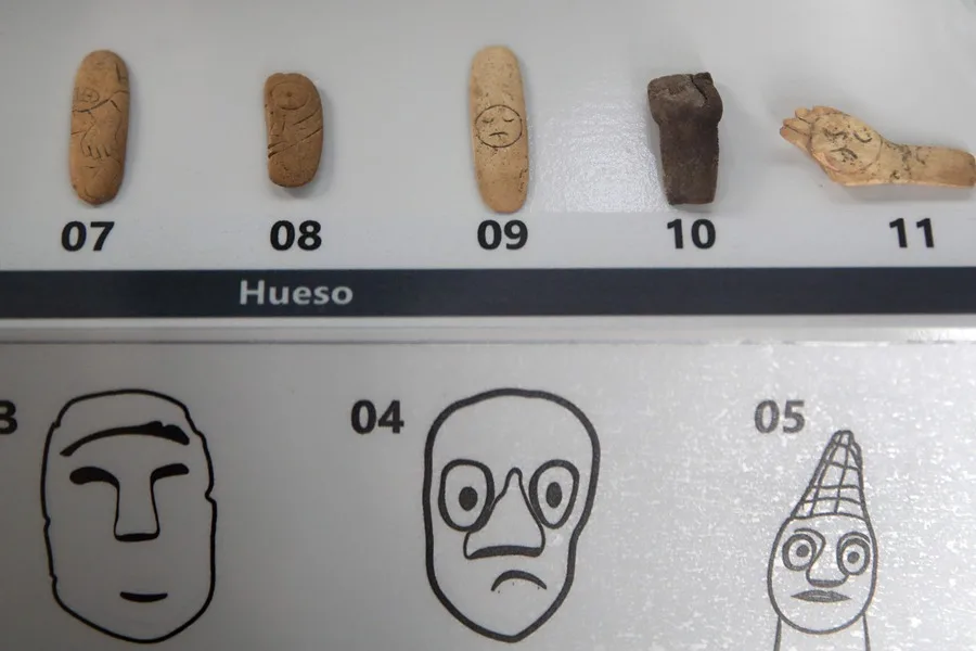 Hallan en Perú 43 figuras milenarias de dioses, animales y humanos de la civilización Caral