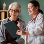 Un estudio demuestra que cinco hábitos cotidianos mejoran la salud cognitiva en mayores
