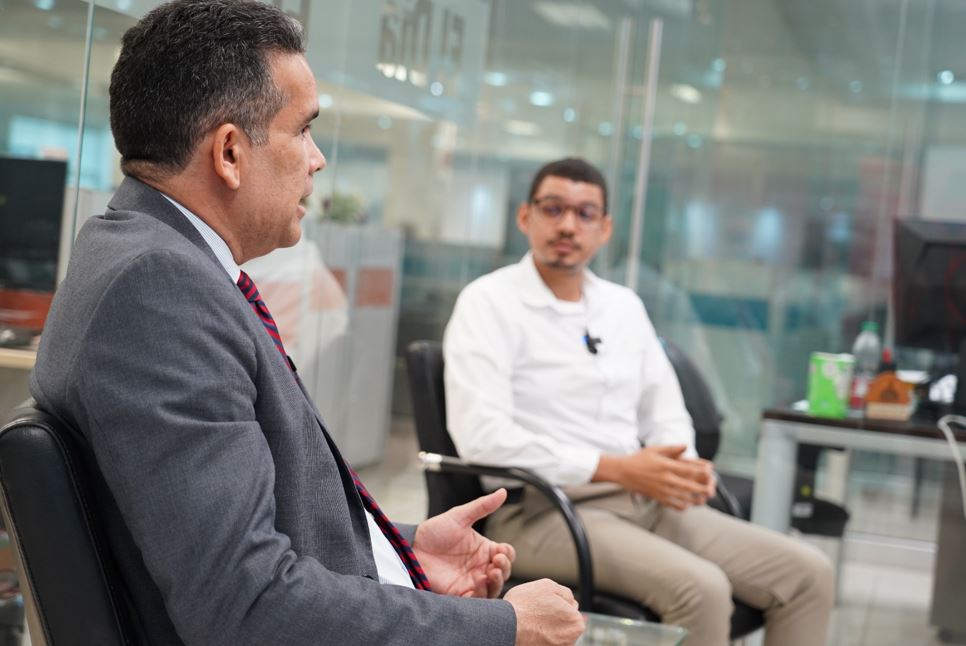 Experto propone dividir el Código de Trabajo para "destrabar" la reforma laboral