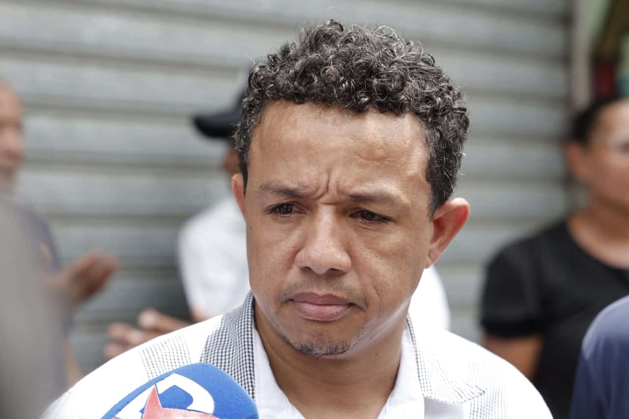 Padre de joven ultimado por policía en Guajimía: “No le tengo rencor al cabo, pero debe ser juzgado en la tierra”
