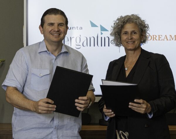 Andrés Marranzini Grullón y Catherine de Laura.