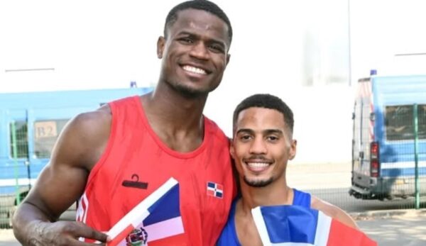 Yunior Alcántara y Cristian Pinales
