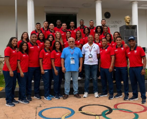 Integrantes de la selección nacional de karete