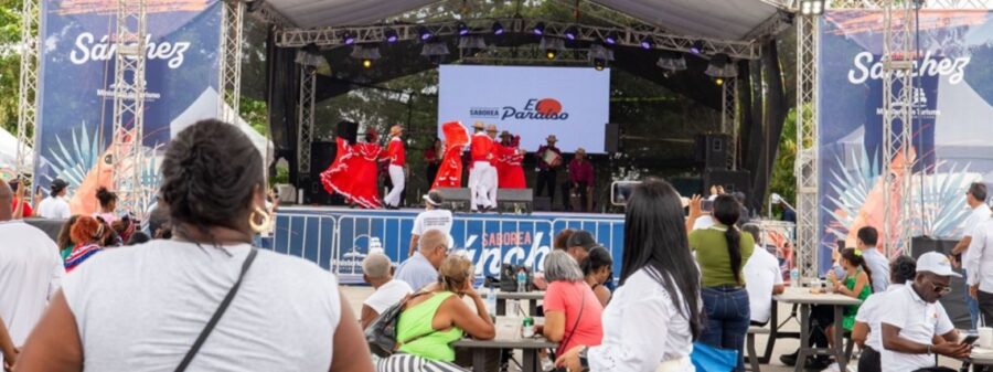 Los lugareños y visitantes disfrutaron de este festival gastronómico y cultural, relanzado por el Mitur.