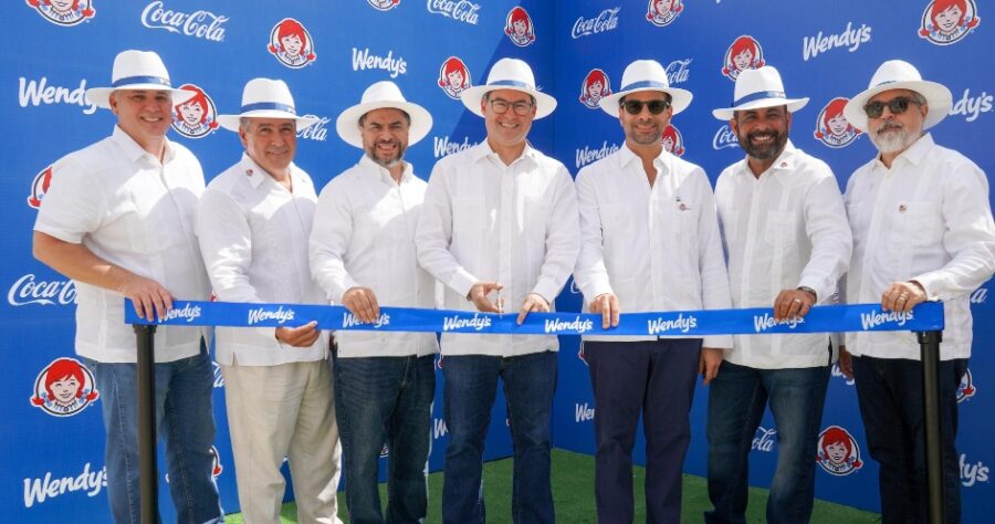 Mitchell Aguilera, Sebastián Ramallo, Ariel Sánchez, Fred Óscar Imbert, Frank E. Rainieri, Osiris Pimentel y Etienne Sánchez.