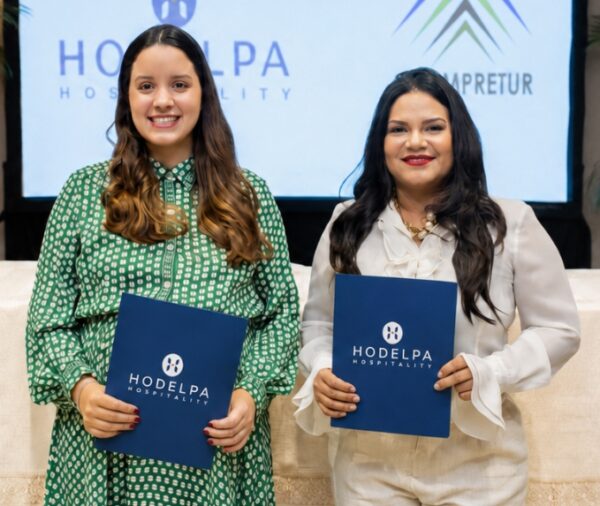 Jessica Aja y Sarah Hernández.