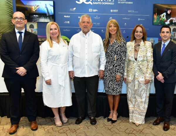 Ignacio Peñalver, María Grazia Battaglia, Roberto Henríquez, Aguie Lendor y Santiago González.