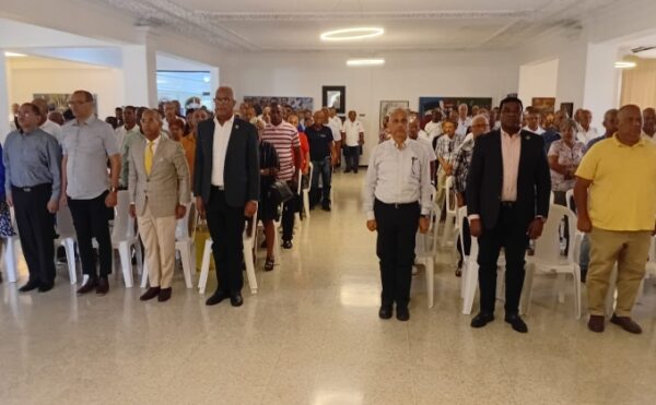 Miembros de la entidad durante el encuentro.