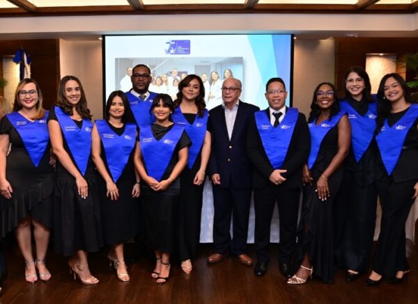 La promoción 2023–2026 de Escuela Nacional de Oncología Liga Dominicana Contra el Cáncer.