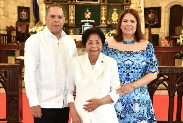 Néstor Díaz Rivas, Patria Rivas y Vilma Díaz Rivas.