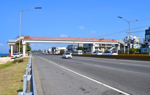 Autopista Las Américas