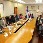 J.P. Morgan expresa interés en ampliar sus inversiones en República Dominicana
