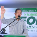 Leonel Fernández denuncia apagones, falta de agua y basura en Santo Domingo Este