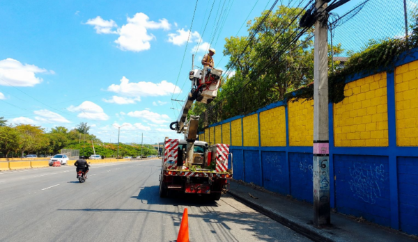 Edeeste inició proyecto de rehabilitación y modernización de las redes eléctricas/Fuentes externa