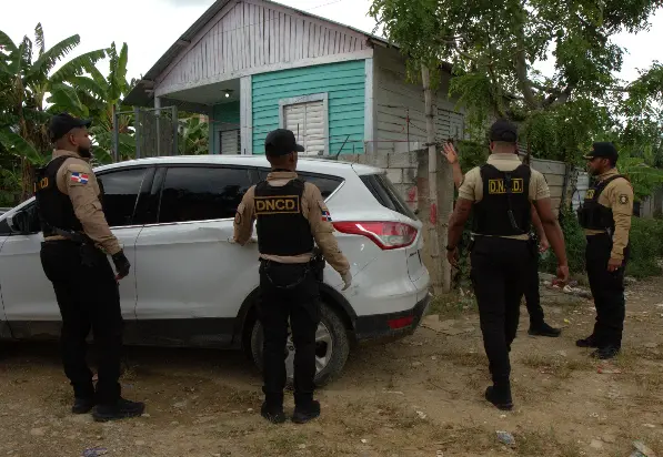 DNCD apresa a seis y ocupa más de 2,200 gramos de presuntas drogas en operativos