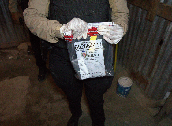 DNCD apresa a seis y ocupa más de 2,200 gramos de presuntas drogas en operativos