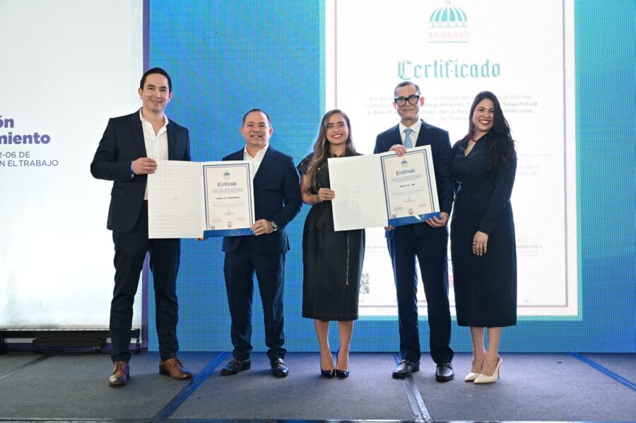 Carlos Quintero, Franklin Marte, Ivanna Lajara, Eddy Olivares y Lerined Sánchez.