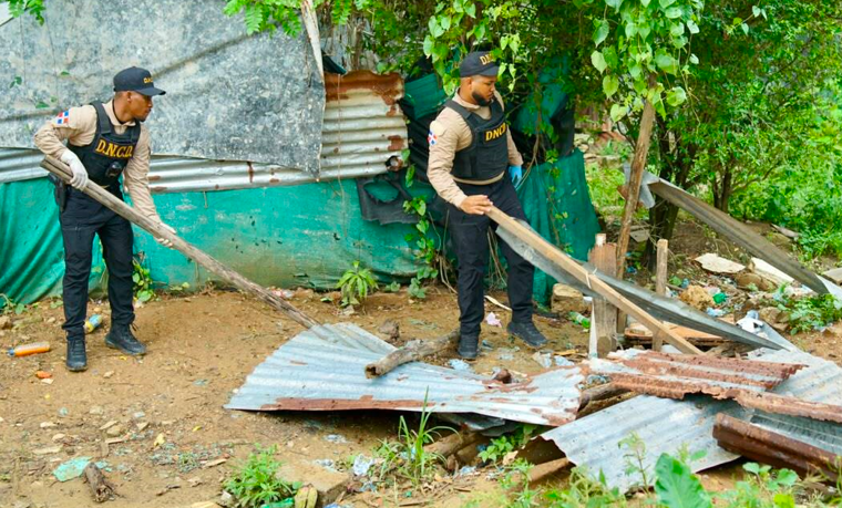 La DNCD y el Ministerio Público neutralizan 12 casos de tráfico de estupefacientes en Santo Domingo