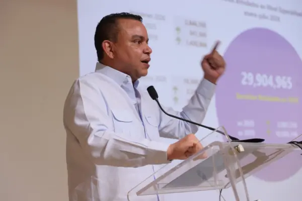 Doctor Julio Landrón, director del SNS, informó a los directores de hospitales que las compras de medicamentos e insumos se hará a través de Promese.
