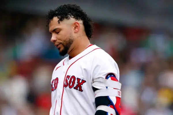 Willson Contreras enviado a lista   lesionados de 10 días.