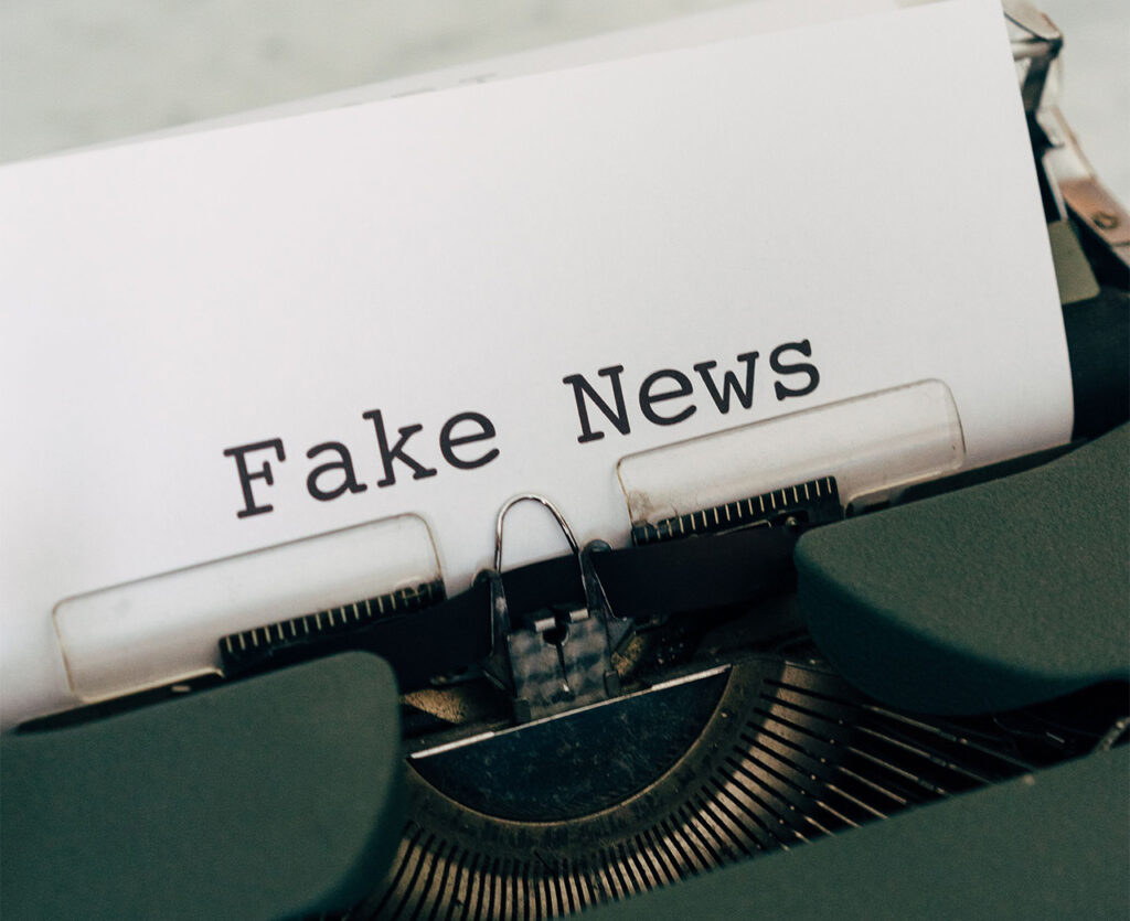 Compartir sin verificar alimenta las noticias falsas 