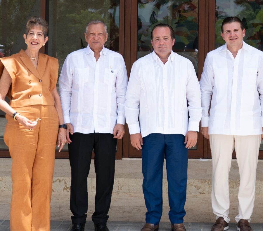 Ginnete Bournigal, Leonardo Aguilera, José Ignacio Paliza y Andrés Marranzini Grullón.