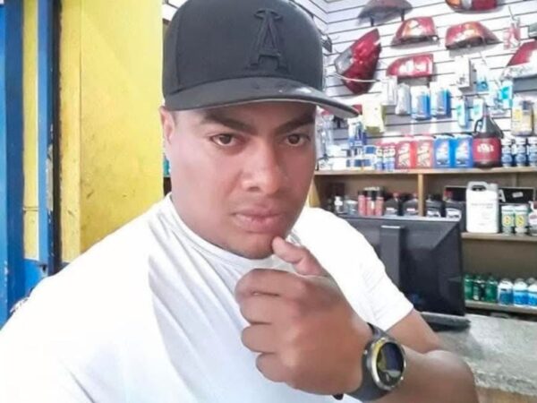 Hombre muere en accidente-