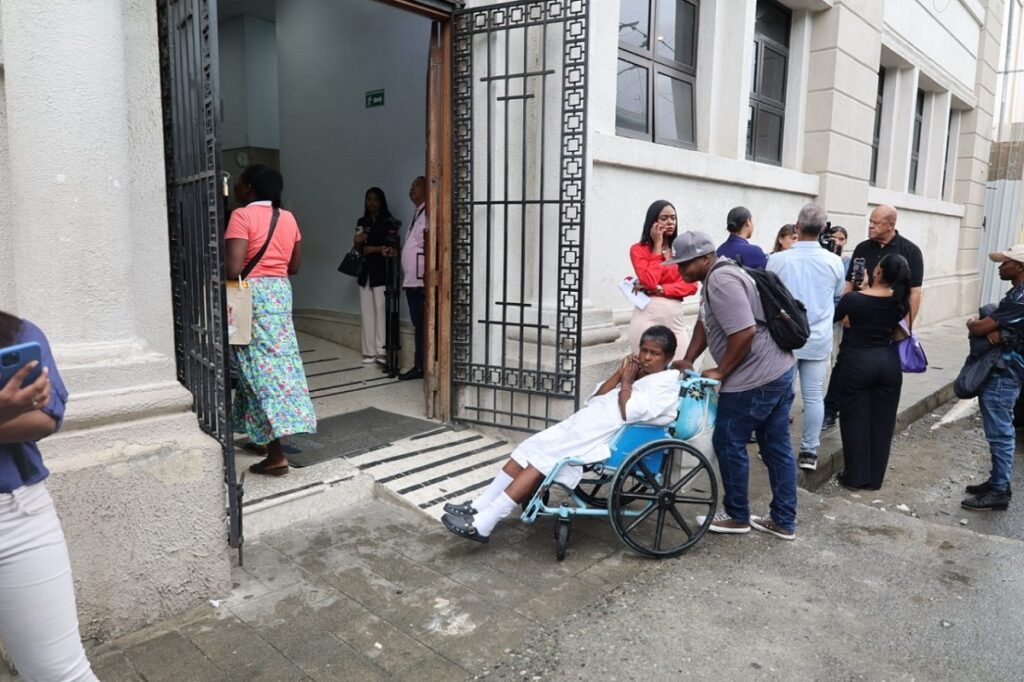 Hospital Padre Billini en la Zona Colonial.