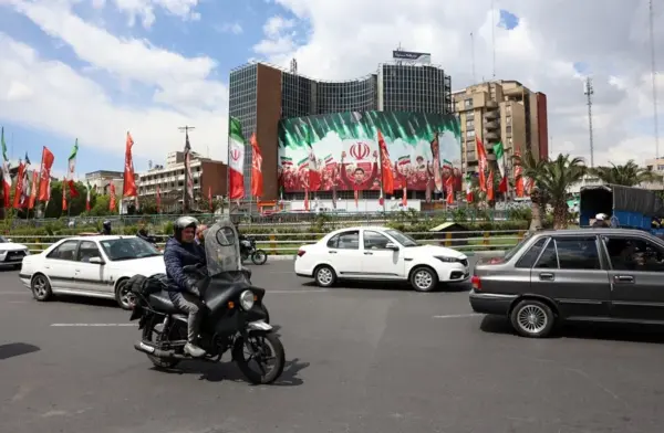 Irán