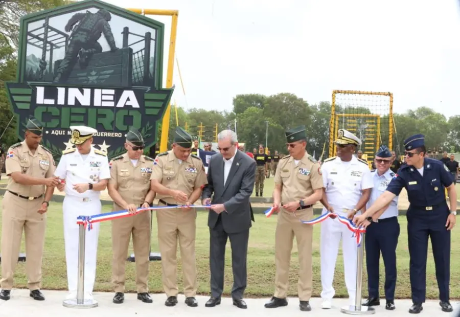 Luis Abinader inaugura linea cero
