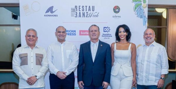 Luis Rodríguez , Darío Núñez, Giancarlo Bonarelli, Lidia López y Ariel Taveras.
