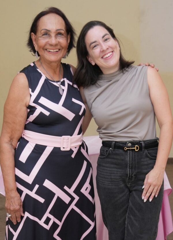 María de los Ángeles Soto y Bianca Lajara Báez