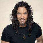 Mario Cimarro denuncia que tiene 5 años vetado de la televisión