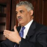 Miguel Vargas cuestiona silencio oficial sobre salida de diplomáticos cubanos y califica de “fracaso” política exterior