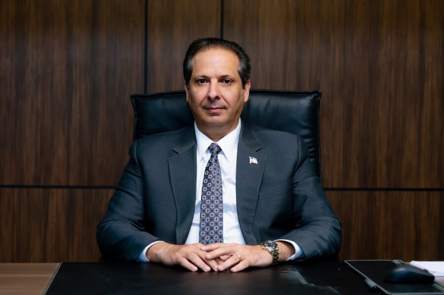 Ministro de Salud, Víctor Atallah, realizó una serie de recomendaciones para cuidar la salud ante las altas temperaturas que se presentan en el país.