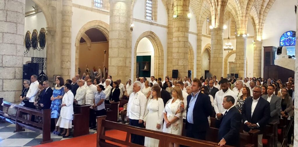Arzobispo coadjutor insta a la sociedad fortalecer la fe y sacar espacio para escuchar a Dios