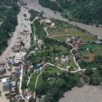 Las autoridades de Nepal elevan a 289 los muertos por la riada masiva