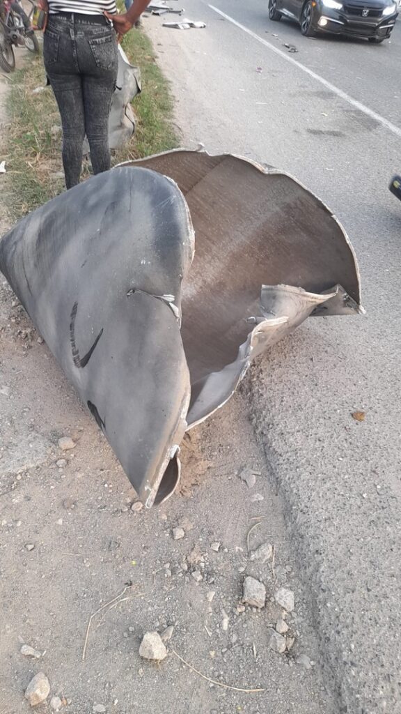 Explosión de camión tanquero en Haina deja tres muertos durante trabajos de soldadura
