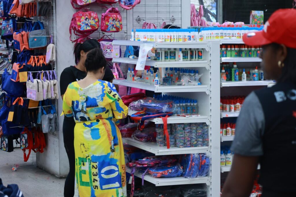 Padres gastan hasta RD$10 mil al mes en meriendas escolares