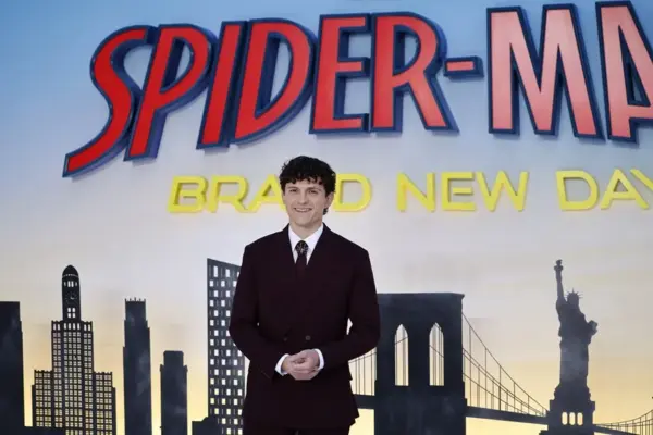 El protagonista de Spider-Man, Tom Holland durante el estreno de la nueva película en Londres.