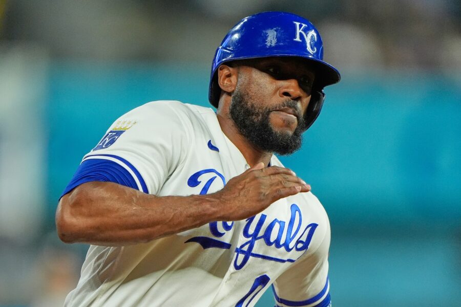 Twins Royals Baseball