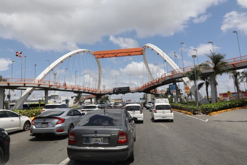 Vías céntricas del DN se recorren en 25 minutos un domingo con tráfico fluido