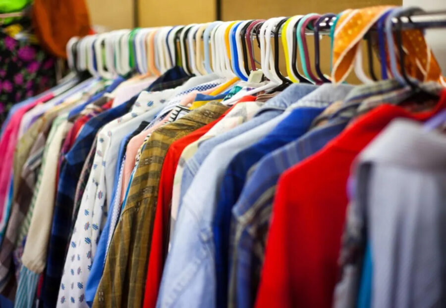 Ropa de segunda mano: qué debes hacer antes de estrenarla